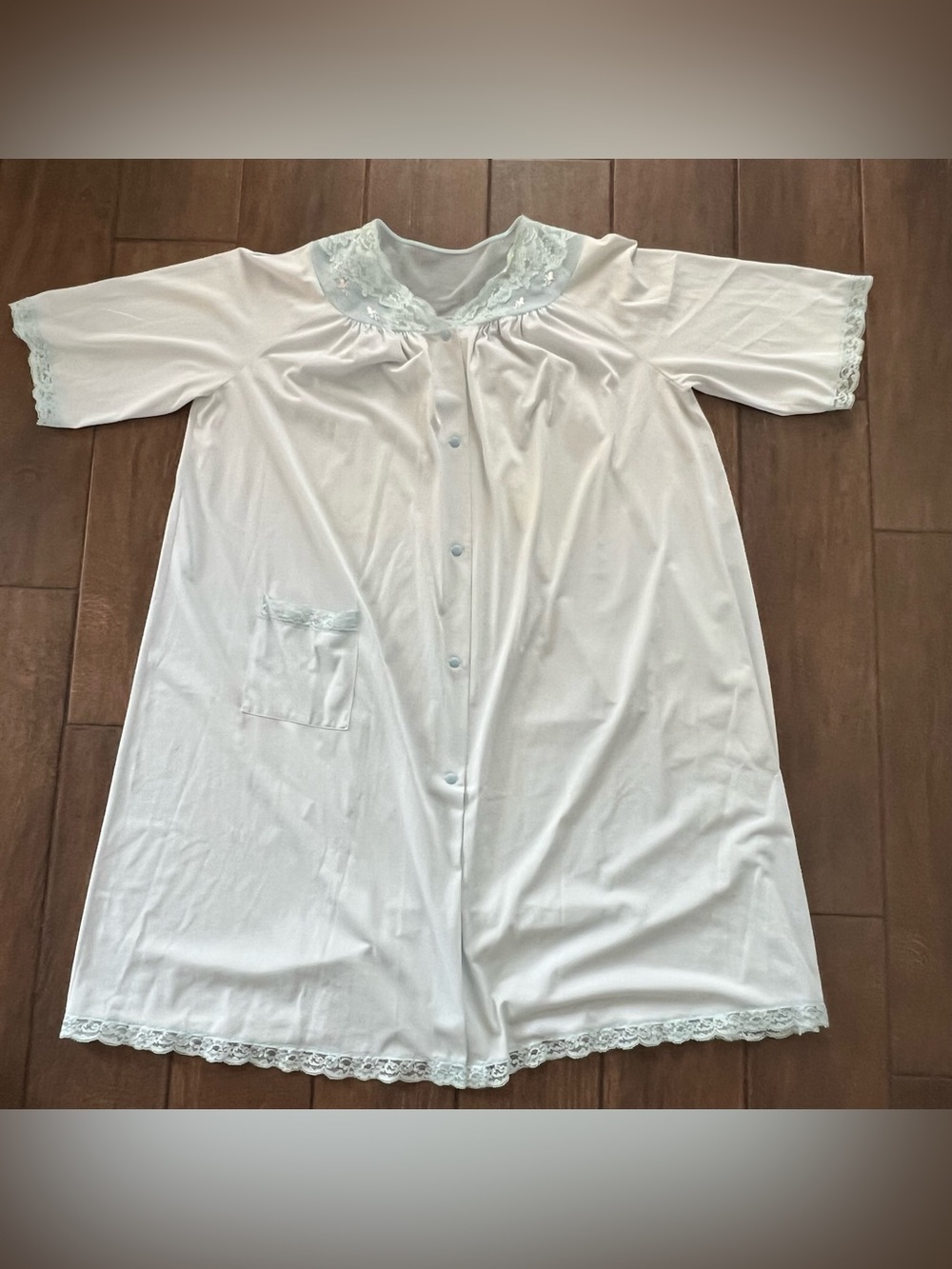 Vintage Shadowline Icy Blue Satin Robe size Large